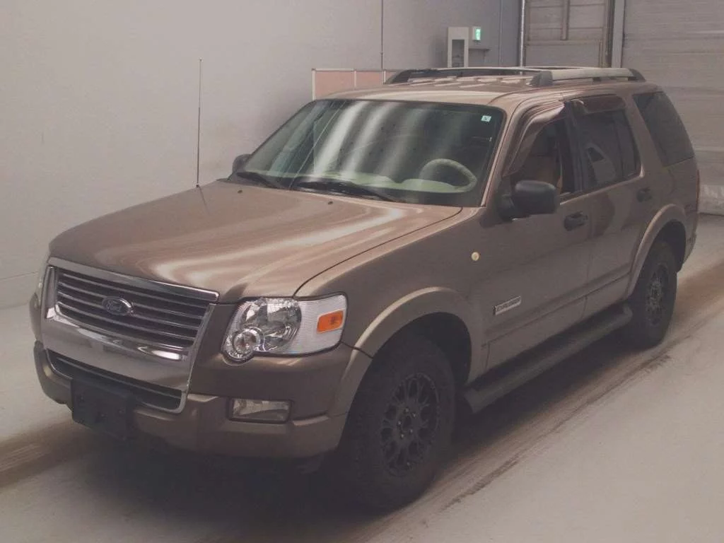 Ford Explorer  с аукциона в Японии