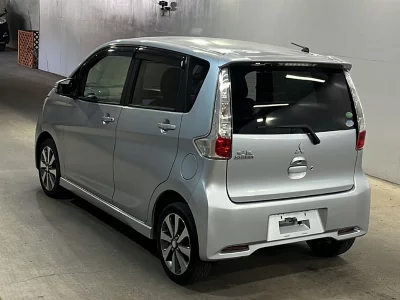 Mitsubishi EK CUSTOM
