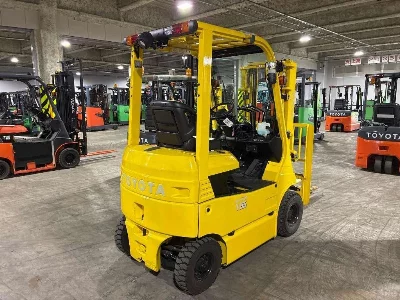 Toyota  FORKLIFT