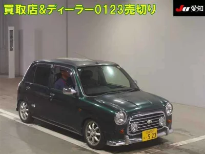 Daihatsu Mira Gino
