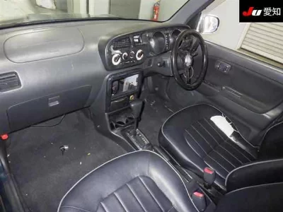 Daihatsu Mira Gino