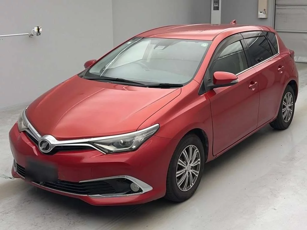Toyota Auris 2015