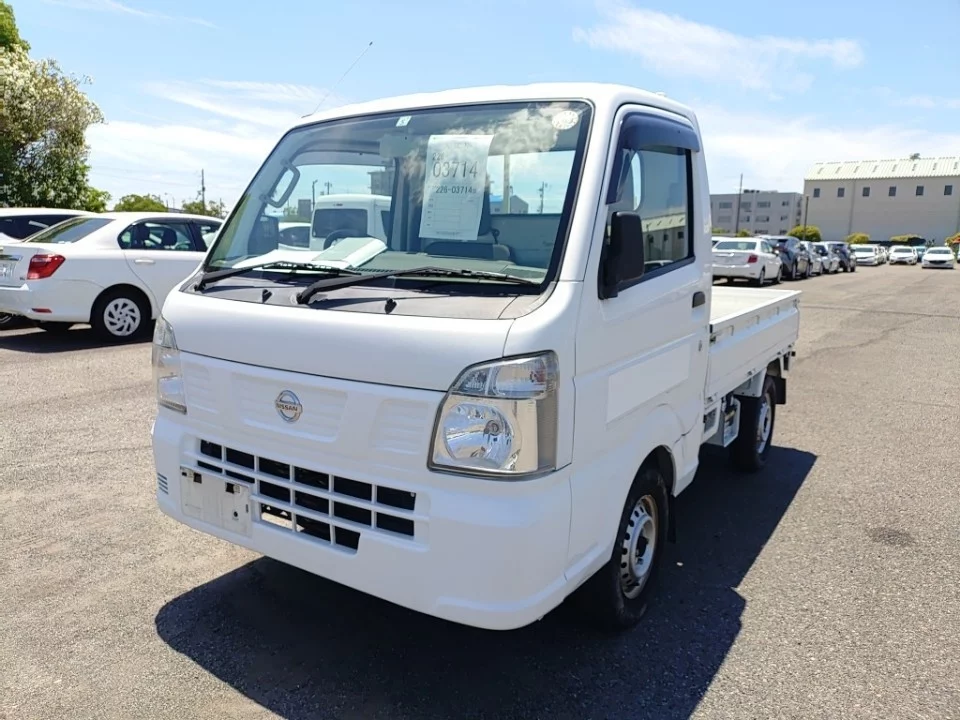 Nissan NT100 Clipper  с аукциона в Японии