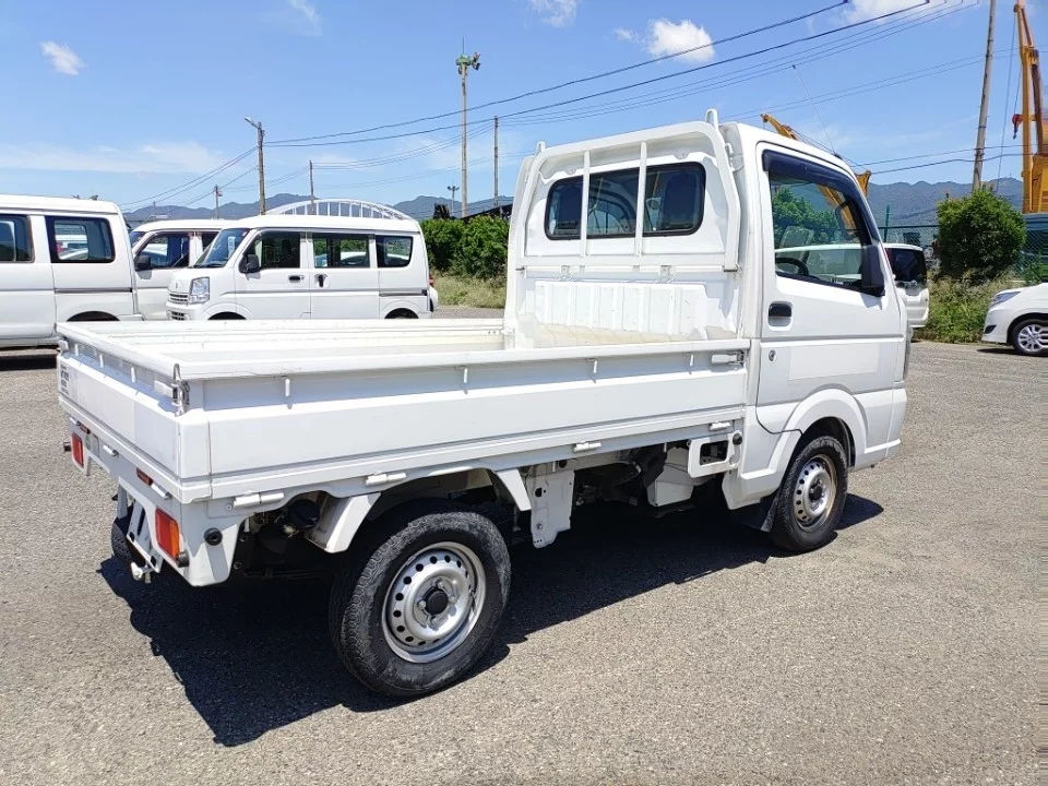 Nissan NT100 Clipper  с аукциона в Японии