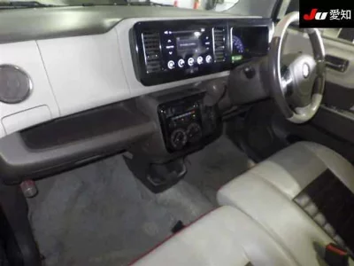 Suzuki MRWAGON
