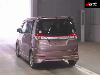 Mitsubishi Delica D:2