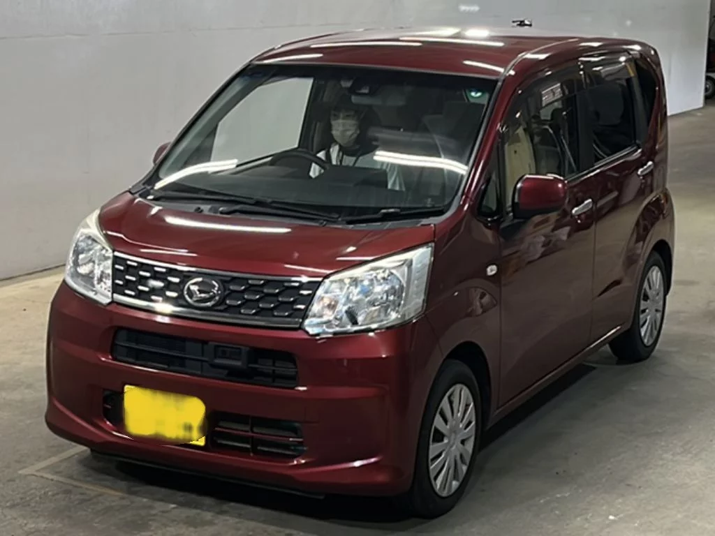 Daihatsu Move  с аукциона в Японии