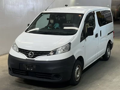 Nissan NV200 VANETTE VAN