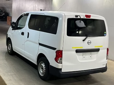 Nissan NV200 VANETTE VAN