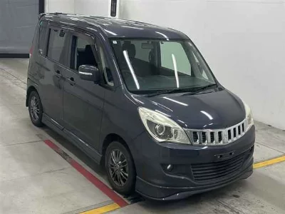 Mitsubishi Delica D:2