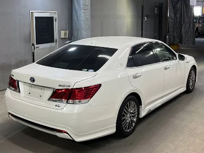 Toyota CROWN MAJESTA