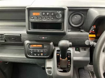 HONDA N-VAN