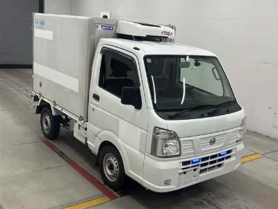 Nissan NT100 Clipper