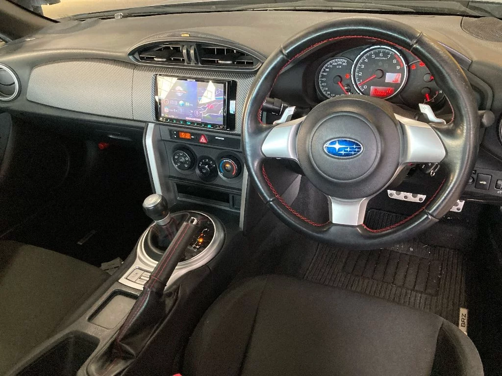 Subaru BRZ  с аукциона в Японии