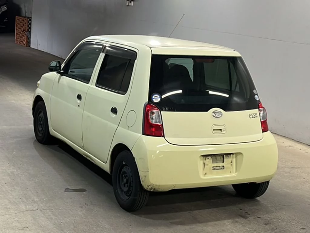 Daihatsu Esse  с аукциона в Японии