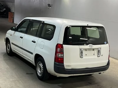 Toyota SUCCEED VAN