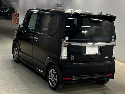 Honda N BOX CUSTOM