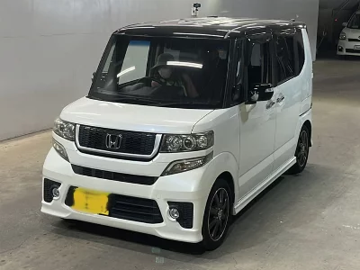 Honda N BOX CUSTOM