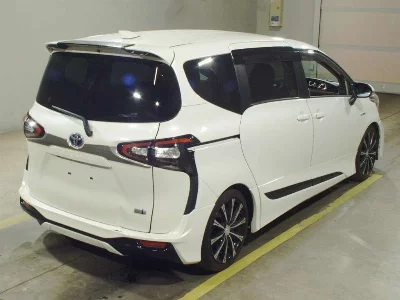 Toyota Sienta