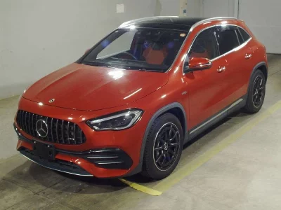 MERCEDES BENZ GLA