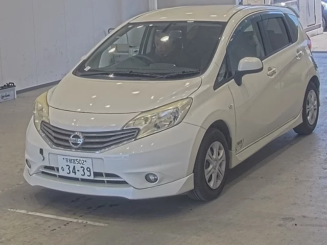 Nissan Note  с аукциона в Японии