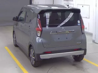 Mitsubishi eK X