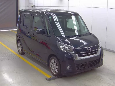 Nissan Dayz Roox