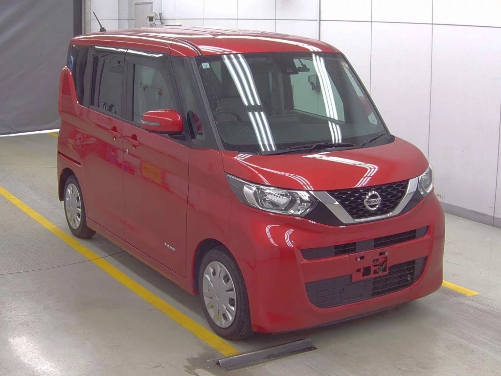 Nissan Roox  с аукциона в Японии