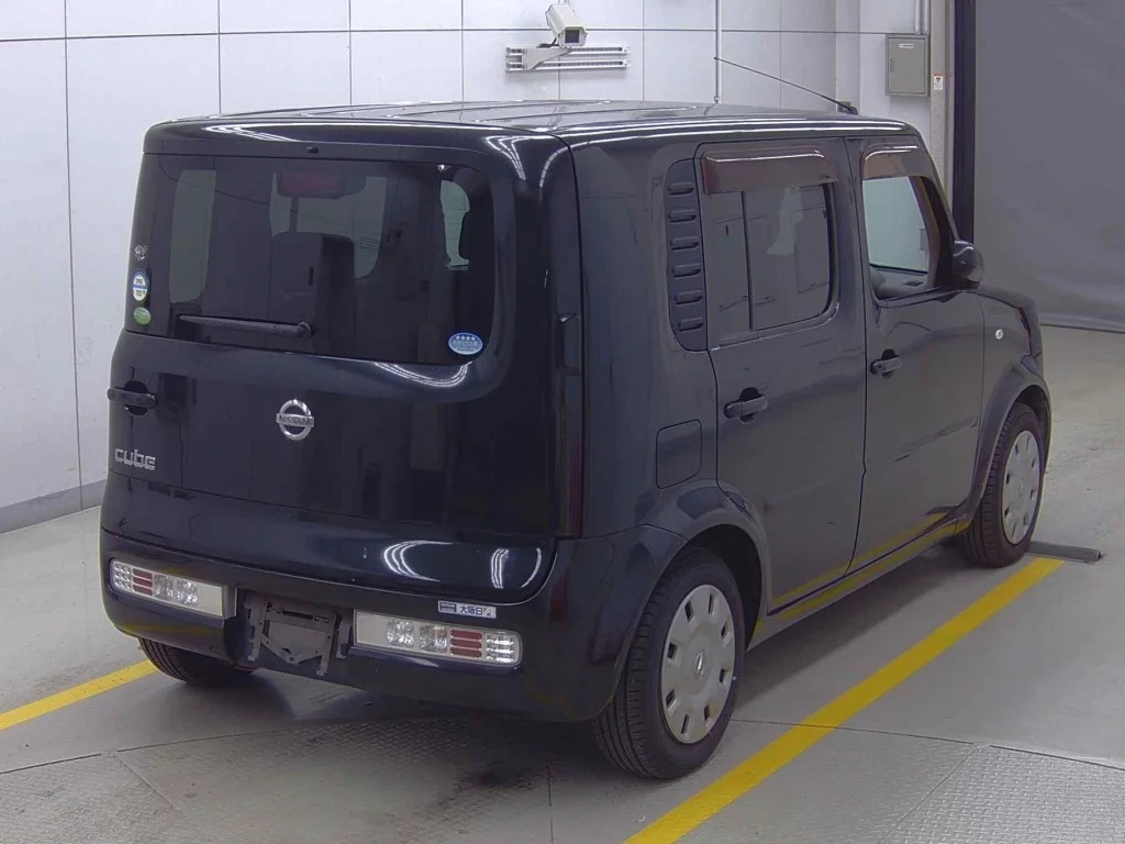 Nissan Cube  с аукциона в Японии