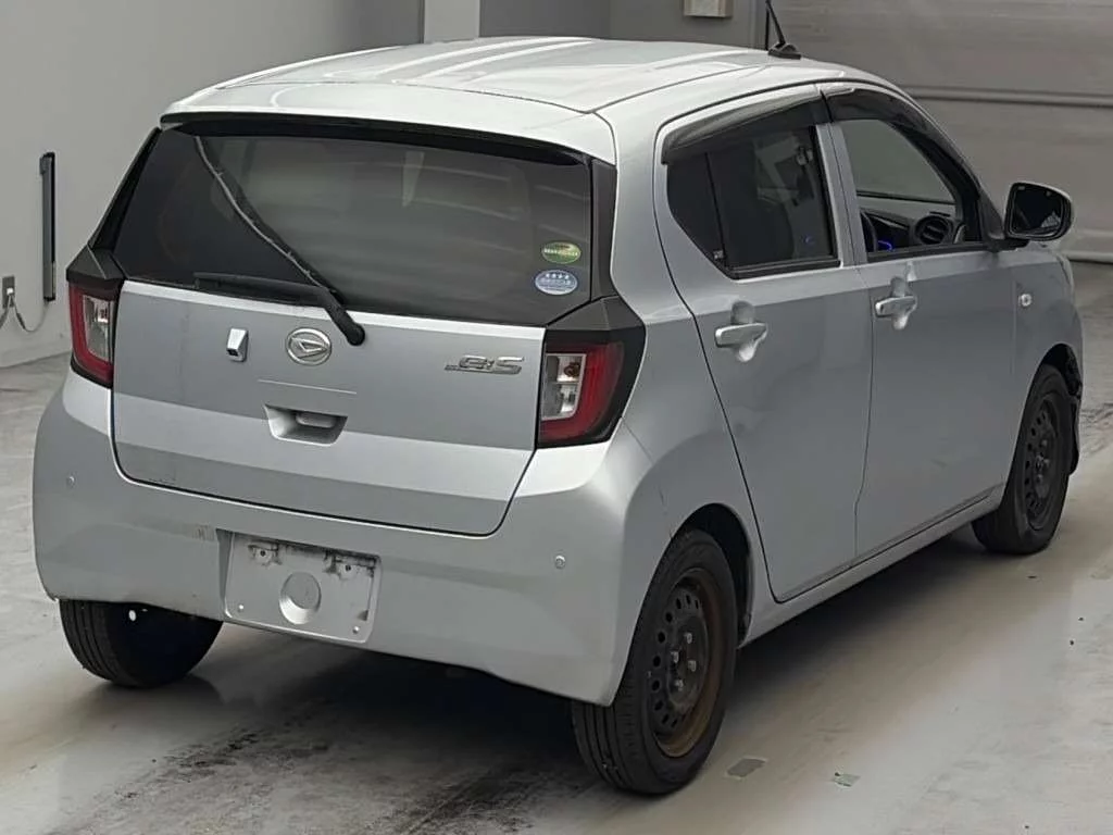Daihatsu Mira e:S  с аукциона в Японии