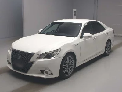 Toyota CROWN HYBRID