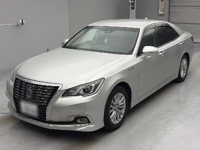 Toyota CROWN HYBRID