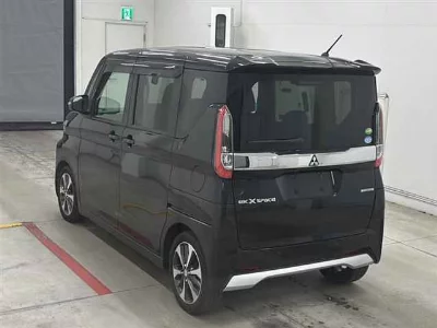 MITSUBISHI EK X SPACE
