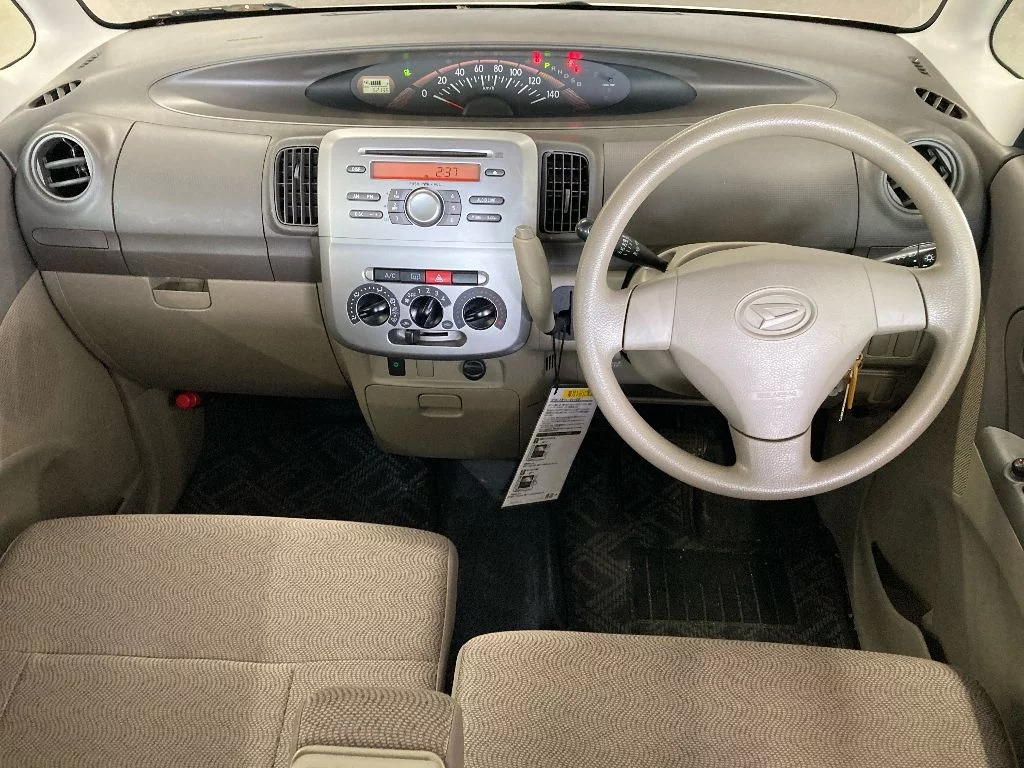 Daihatsu Tanto  с аукциона в Японии