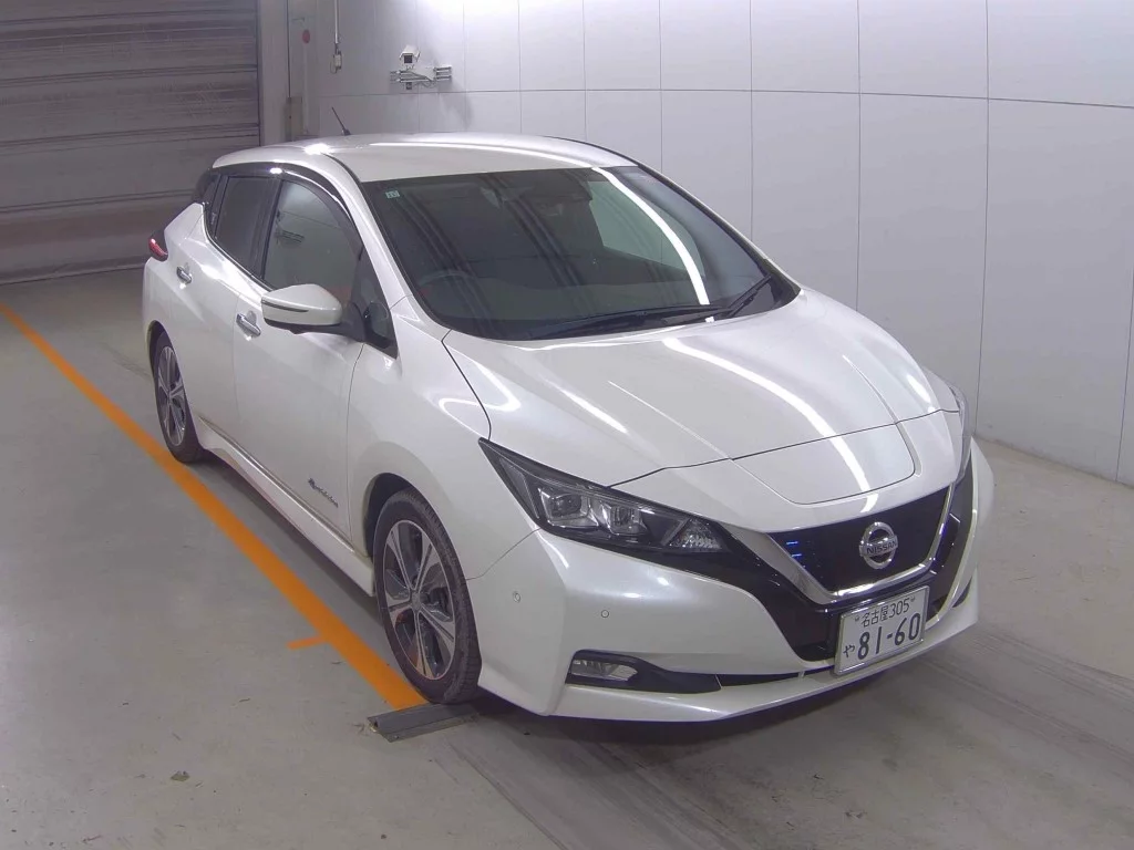 Nissan Leaf  с аукциона в Японии