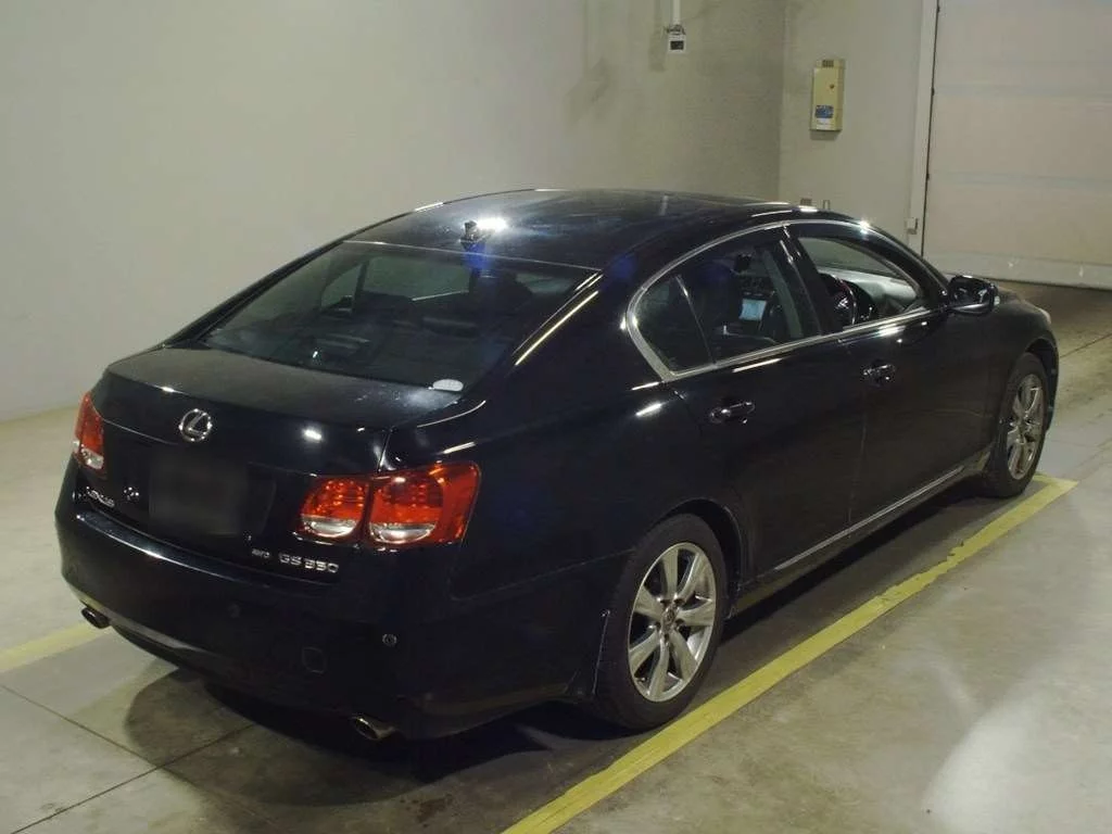Lexus GS  с аукциона в Японии