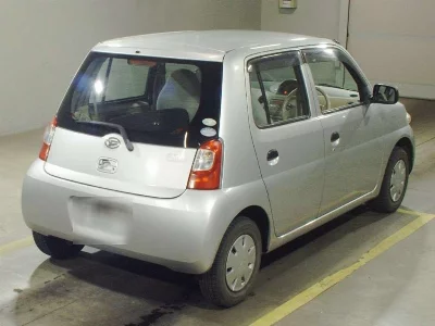 Daihatsu Esse