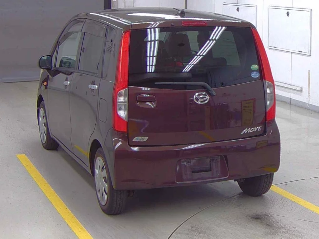 Daihatsu Move  с аукциона в Японии