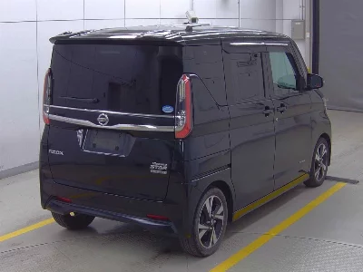 NISSAN ROOX