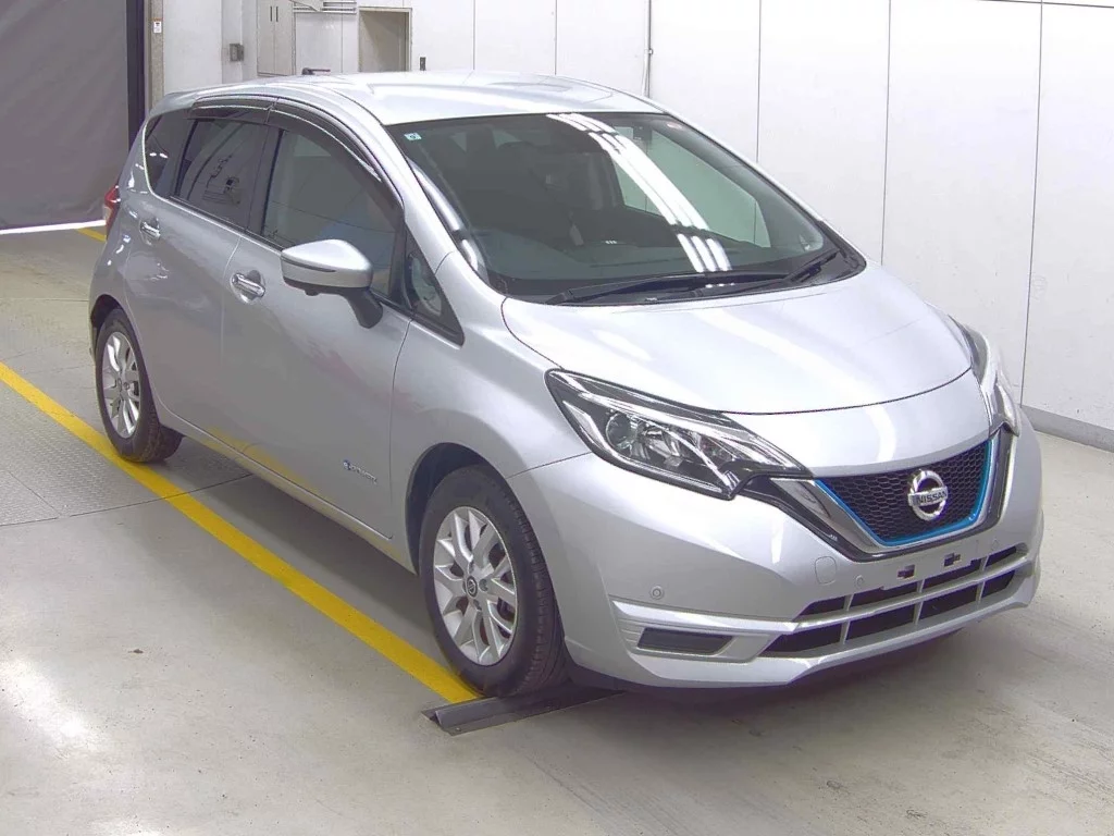 Nissan Note  с аукциона в Японии