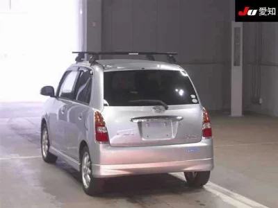 Daihatsu Mira Gino