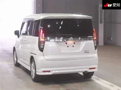 Suzuki Solio