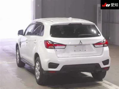 Mitsubishi RVR