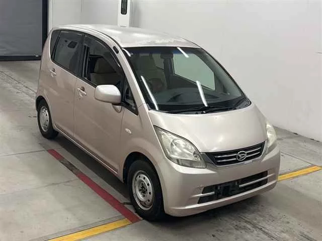 Daihatsu Move  с аукциона в Японии