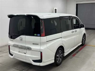 Honda STEPWGN SPADA