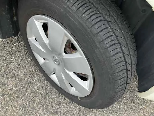 Nissan March  с аукциона в Японии