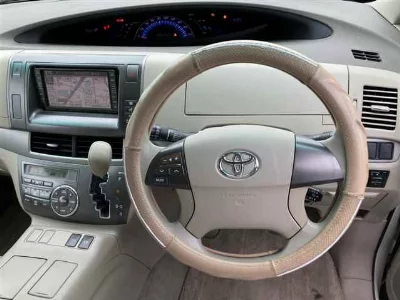 Toyota Estima Hybrid
