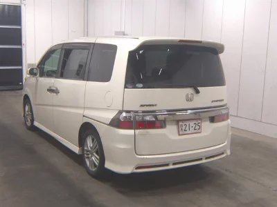 Honda STEPWGN SPADA
