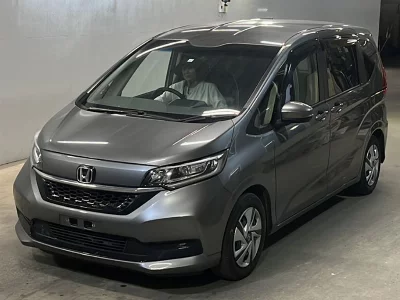 Honda FREED + HYBRID