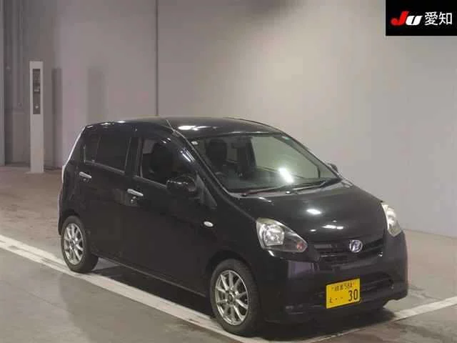 Daihatsu Mira e:S  с аукциона в Японии